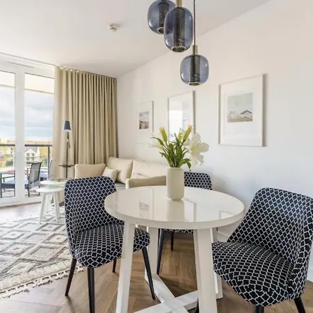 Lighthouse 3 5 Surfingbird * Mrzeżyno